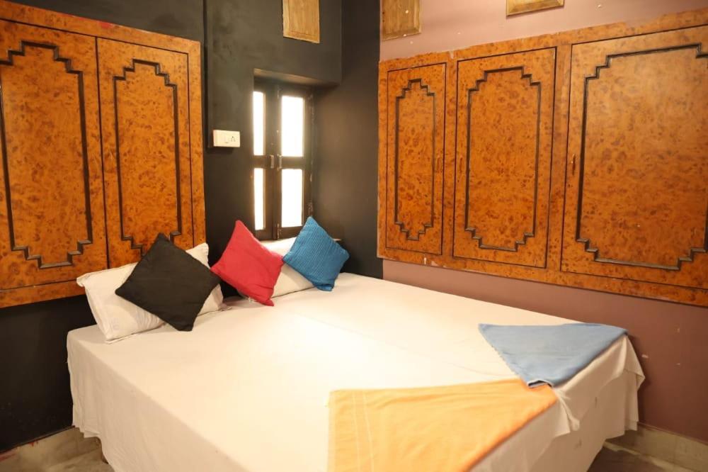 Santkripa Backpackers 400 Mtr From Railway Station Hostel Dzsódhpur Kültér fotó