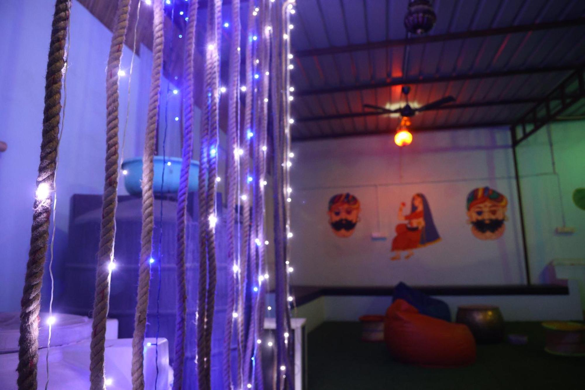 Santkripa Backpackers 400 Mtr From Railway Station Hostel Dzsódhpur Kültér fotó